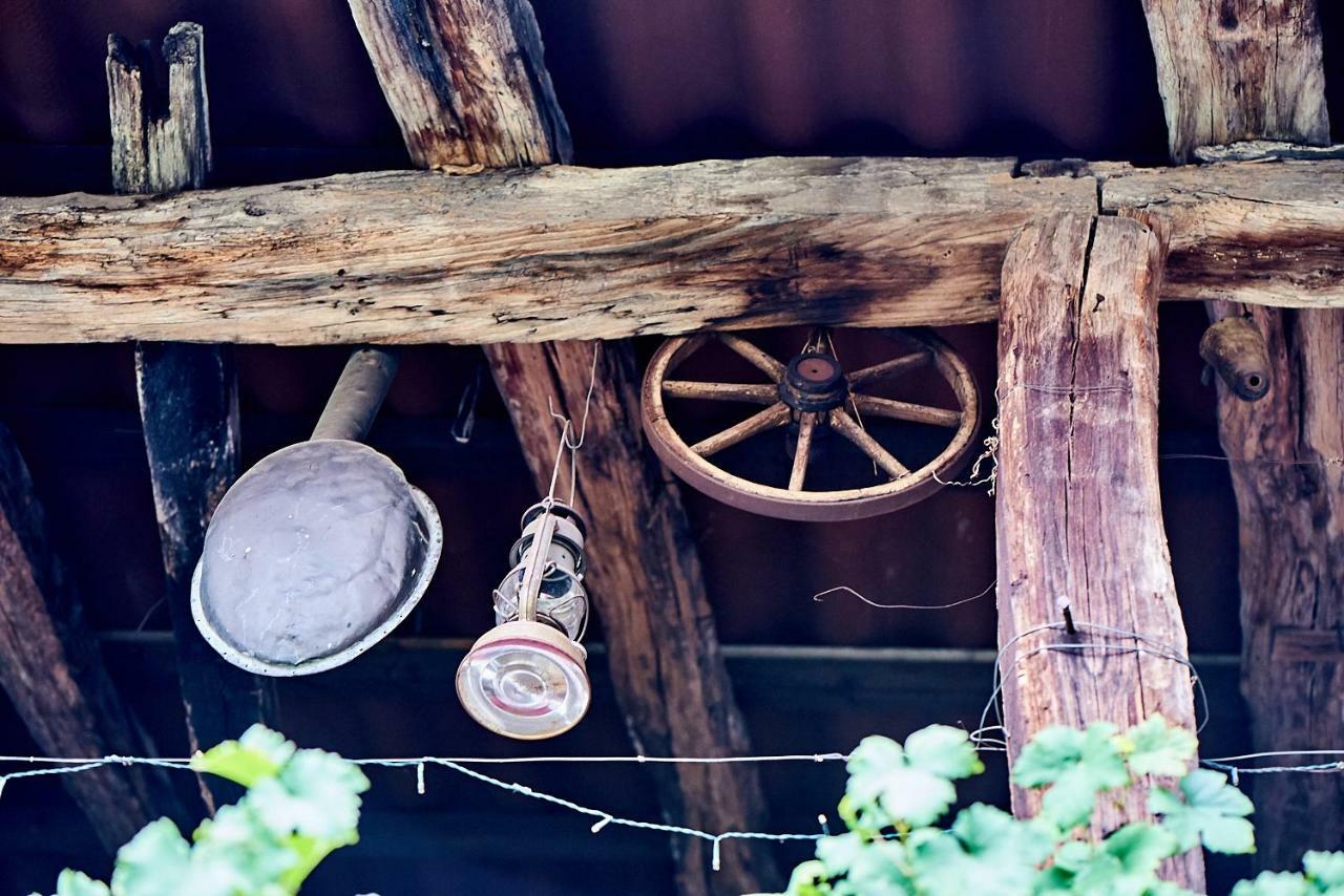 Charming B&B And Osteria La Crisalide Meride Екстериор снимка
